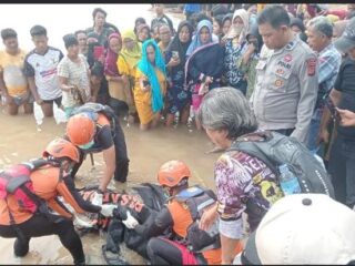 Mayat Wanita Tanpa Identitas Ditemukan Mengapung di Sungai