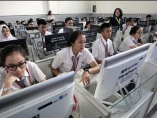 Gladi Bersih TKA 2025 Hari Ini Diwarnai Server Eror