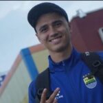 Bali United vs Persib: Reuni Johnny Jansen dan Eliano Reijnders