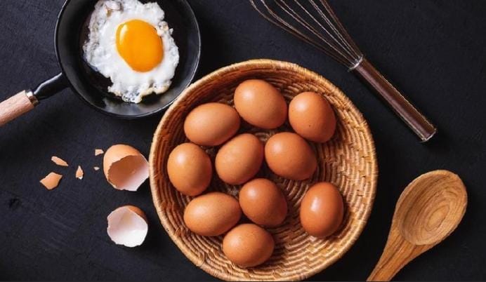 5 Makanan yang Tidak Boleh Dikonsumsi Bersama Telur