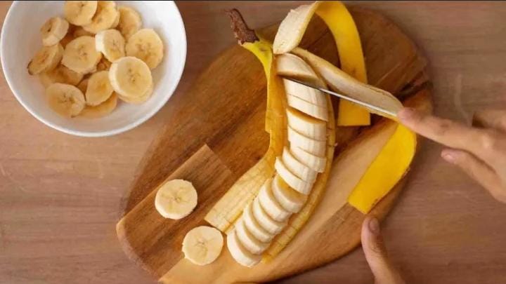 8 Manfaat Kulit Pisang untuk Kesehatan: Dari Gigi, Kulit hingga Kolesterol