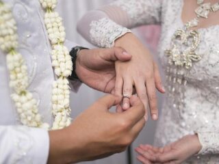 Honeymoon Cystitis: Cara Mudah Cegah Infeksi Pasangan Baru Menikah
