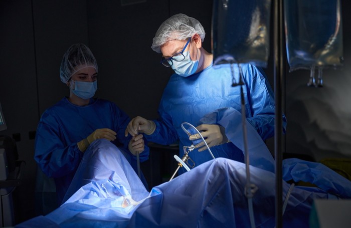 Teknologi vNOTES Hadir di MH Kuningan: Operasi Ginekologi Tanpa Sayatan