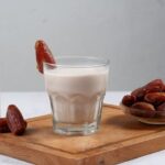 Susu Kurma vs Susu Biasa: Mana Lebih Sehat dan Bergizi?