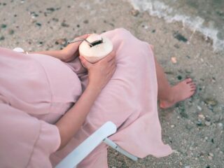 Bumil Minum Air Kelapa Muda, Benarkah Bikin Bayi ‘Glowing’?