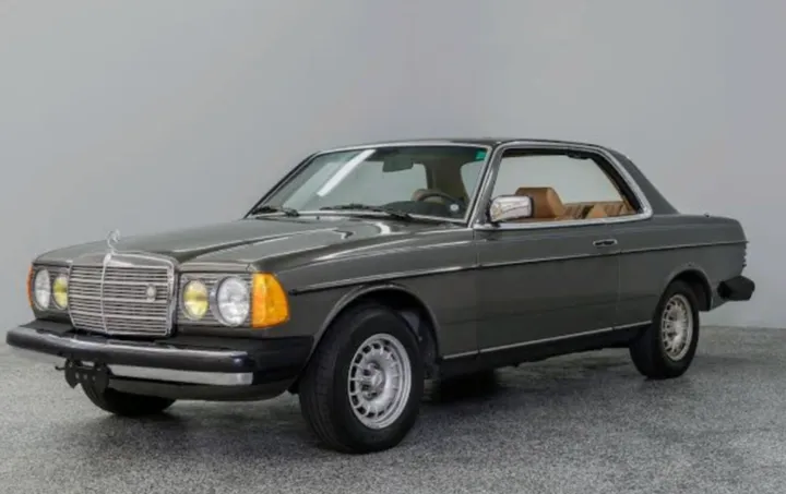 Mercedes-Benz 300 CD 1985: Coupe Diesel Klasik yang Tetap Diburu Kolektor di 2026