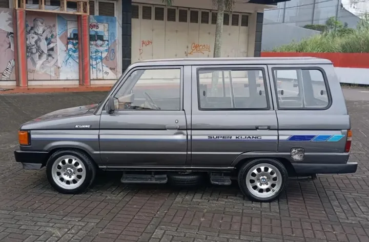 7 Mobil Jadul yang Masih Eksis dan Digemari di Indonesia 2025