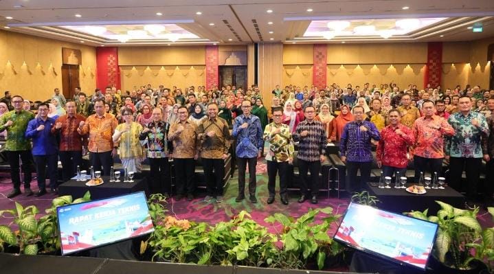 Buka Rakernis Sekretariat Jenderal, Irjen ATR/BPN Sampaikan Peran Strategis Staf Tata Usaha sebagai Pengawas Internal