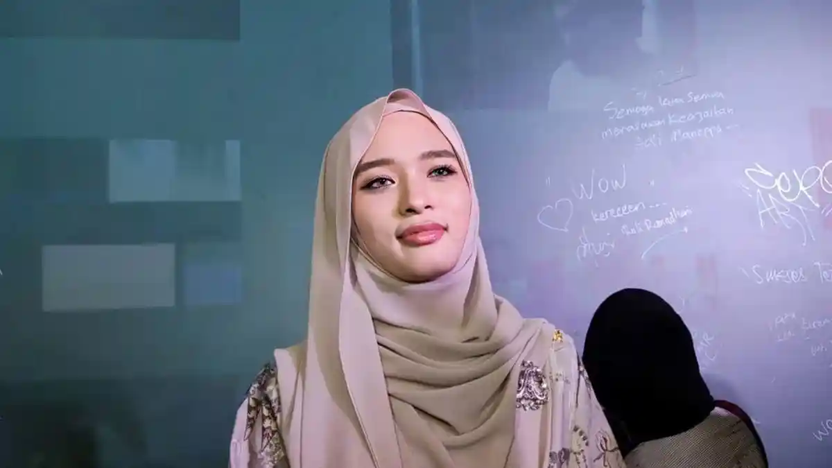 Drama Cinta Segitiga Inara Rusli: Permintaan Maaf & Proses Hukum Terungkap