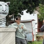 Viral! Kisah Seniman Patung Macan Putih Kediri