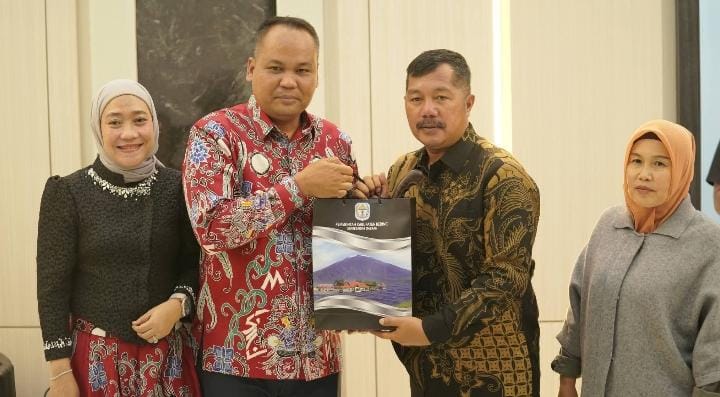 Bupati Kerinci Lepas Dandim 0417, Letkol Eko Budiarto Bertugas ke Mabes TNI AD