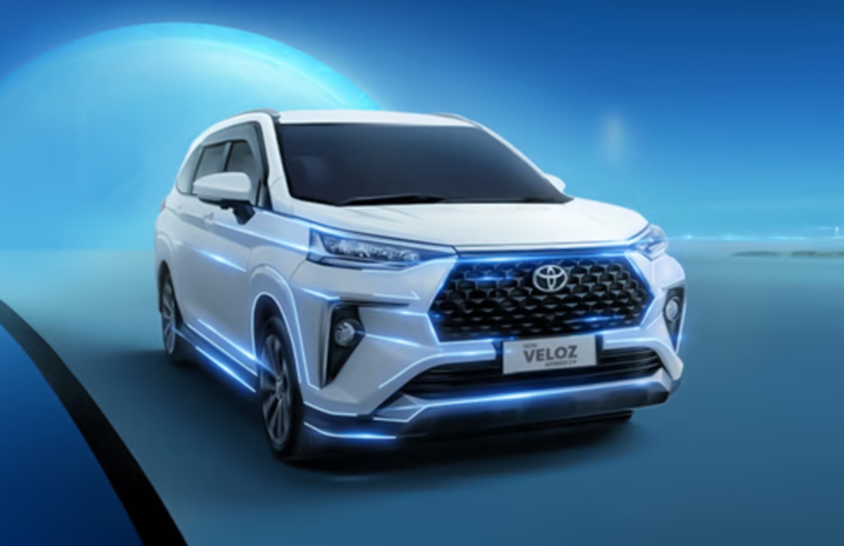 Toyota Veloz Hybrid EV Resmi Meluncur, MPV 7 Penumpang Irit BBM Harga Mulai Rp299 Juta