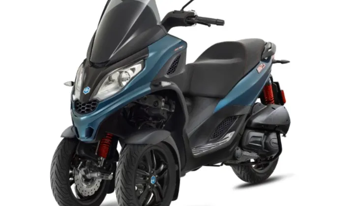 Piaggio MP3 300 2026: Skuter Roda Tiga Sporty & Aman untuk Perkotaan