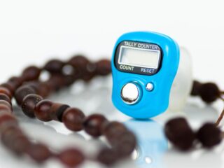 Tahlil Singkat: Bacaan, Makna, dan Keutamaannya dalam Islam