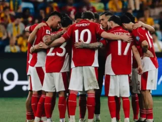 Dean James Angkat Koper dari Liga Europa 2025, Profil Lengkap & Karier