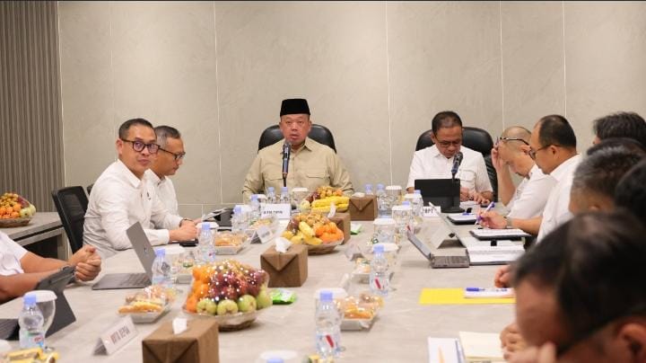 Tindak Lanjut Penyelesaian Berkas Layanan Pertanahan, Menteri Nusron Minta Jajarannya Selesaikan Secara Terukur