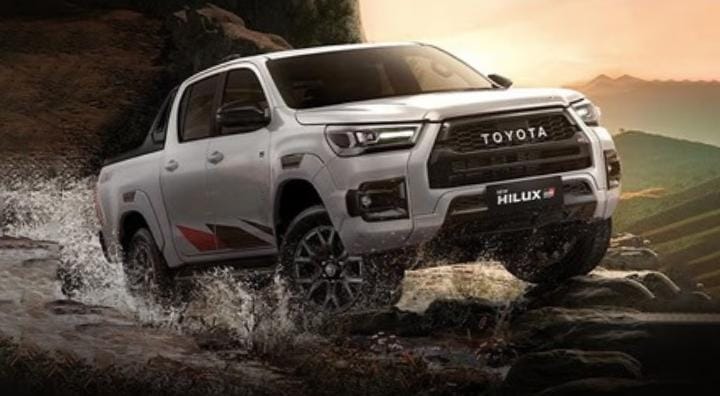 Toyota Hilux 2026: Double Cabin Tangguh untuk Kerja & Petualangan