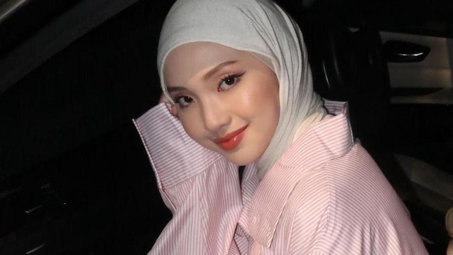 Jule Buka Suara Usai Perceraian dan Dugaan Perselingkuhan