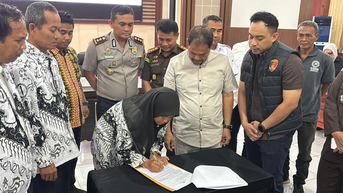 Kasus Guru Cukur Rambut Siswa di Muaro Jambi Berakhir Damai