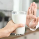 Minum Obat Setelah Susu? Ini Risiko dan Daftar Obat yang Tidak Dianjurkan