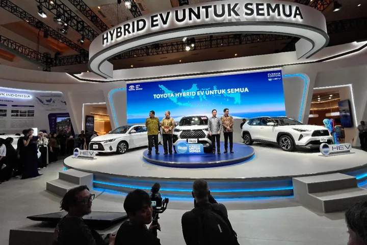 Mobil Baru IIMS 2026: Hybrid, EV & SUV Terbaru