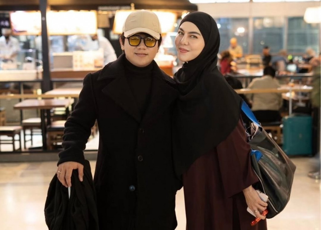 Pesulap Merah Akui Nikah Diam-Diam dengan Ratu Rizky Nabila Sejak 2022