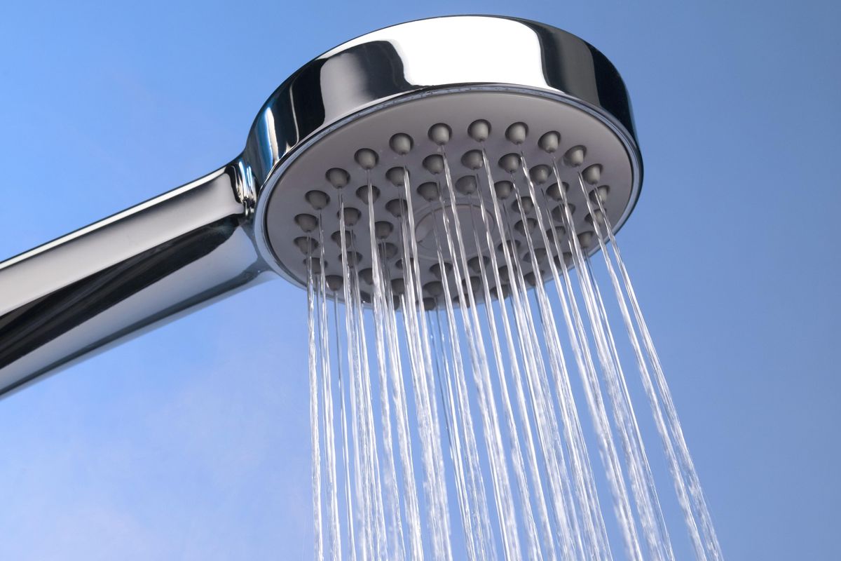 Hukum Mandi Jumat: Wajib atau Sunah? Ini Penjelasan Lengkap Menurut Ulama