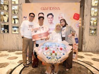 Ressa Rossano dan Mama Ratih Dapat Hadiah Umrah di Tengah Polemik dengan Denada