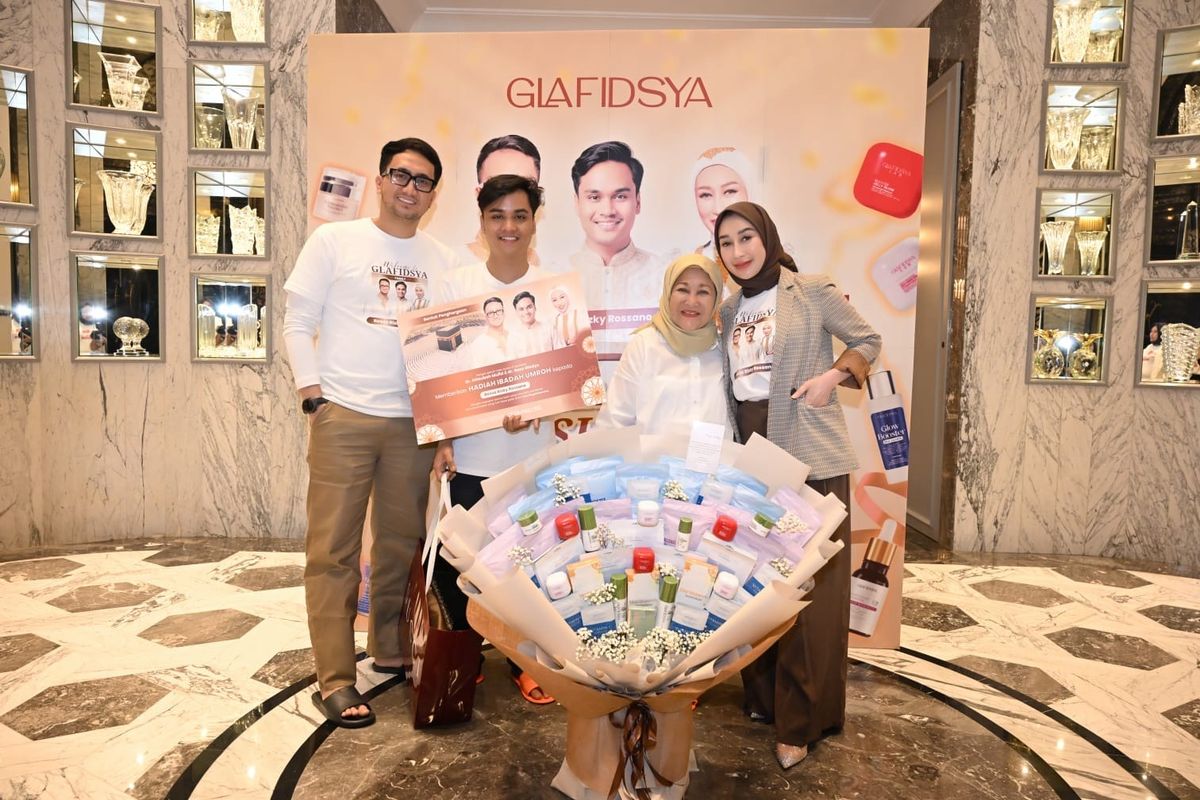 Ressa Rossano dan Mama Ratih Dapat Hadiah Umrah di Tengah Polemik dengan Denada