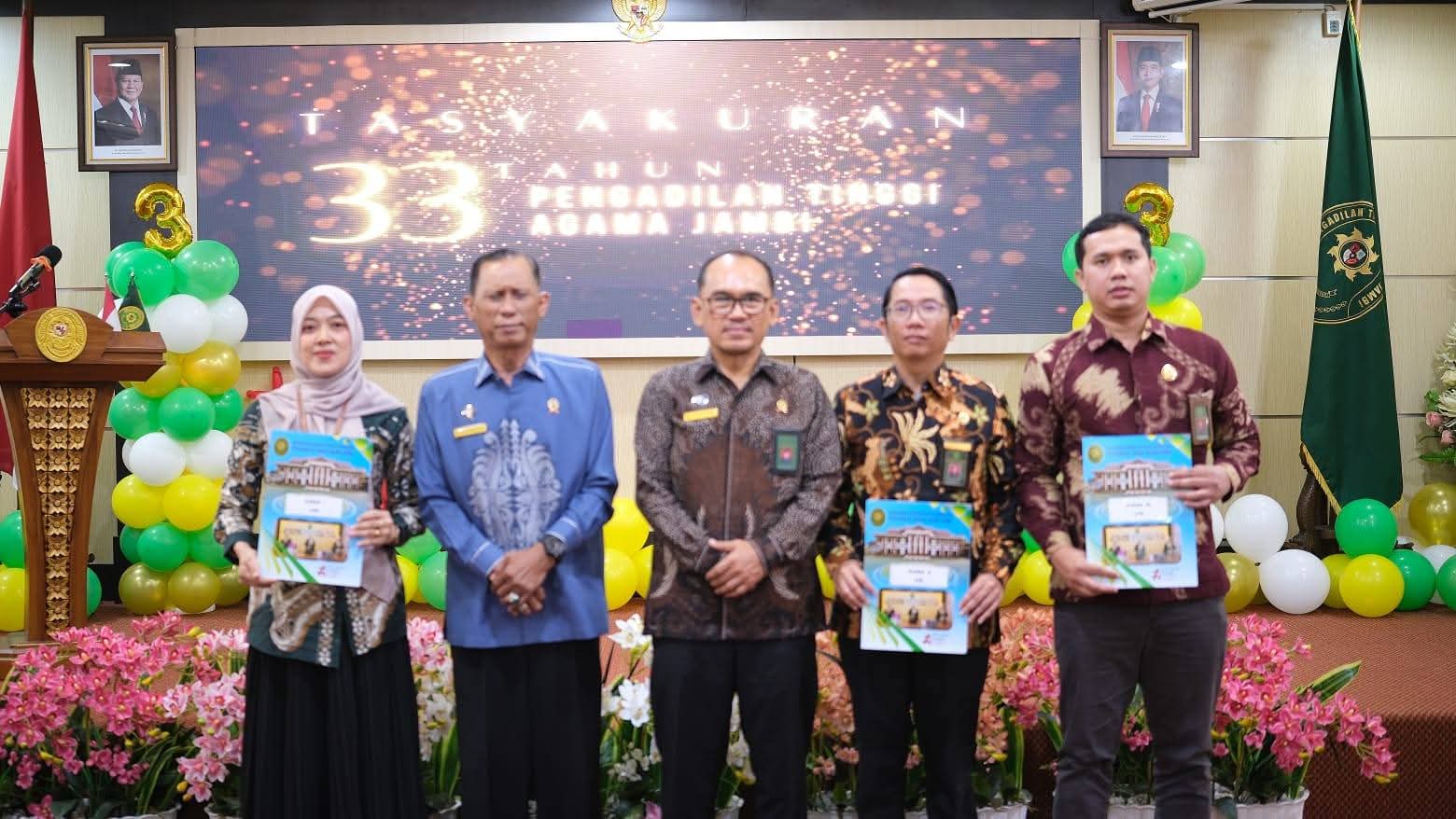 Borong 3 Penghargaan, PA Sungai Penuh Bersinar di Milad ke-33 PTA Jambi