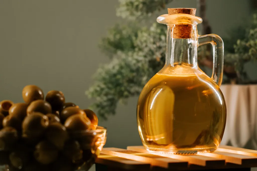 7 Manfaat Minyak Zaitun untuk Rambut dan Cara Pakainya yang Benar