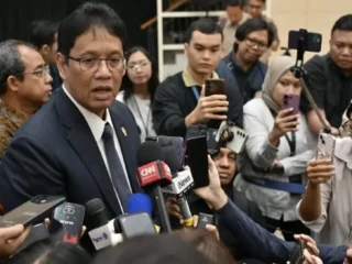 Gaji PNS 2026 Belum Diputuskan, Anggaran Polri Justru Naik? Ini Penjelasan Menkeu