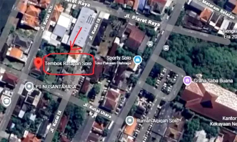 Viral! Rumah Jokowi di Solo Muncul sebagai “Tembok Ratapan” di Google Maps