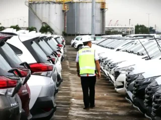 Ekspor Mobil Indonesia Melesat, Toyota Dominasi Pasar Global