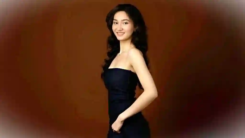 Ayu Kynbraten Bersinar di Miss Universe Norway, Ini Sosoknya