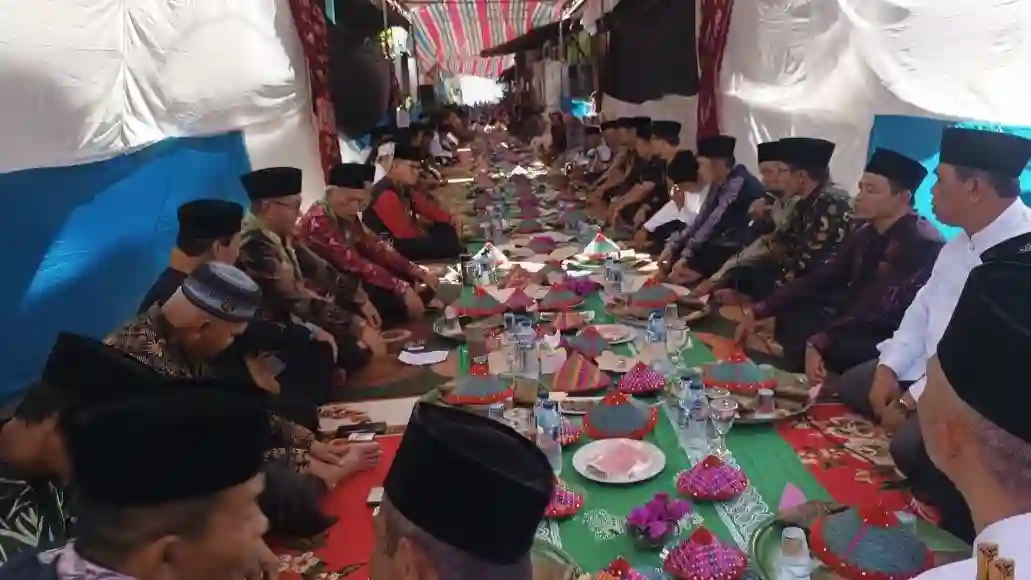 Wako Alfin dan Wawako Azhar Hamzah Hadiri Halal Bihalal Luhah Rio Singaro