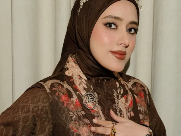 Fairuz A Rafiq Heran Ikut Dihujat Setelah Fadia A Rafiq Ditangkap KPK
