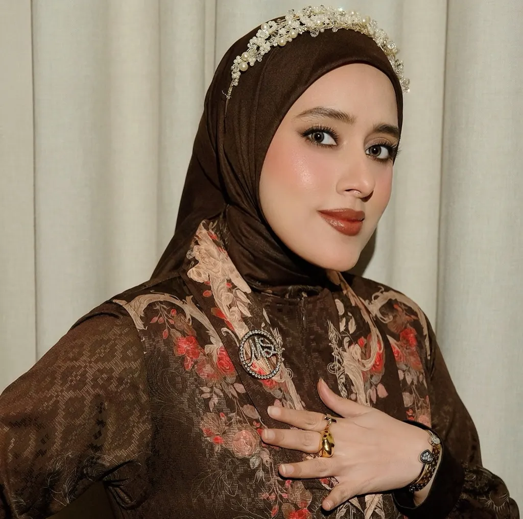 Fairuz A Rafiq Heran Ikut Dihujat Setelah Fadia A Rafiq Ditangkap KPK