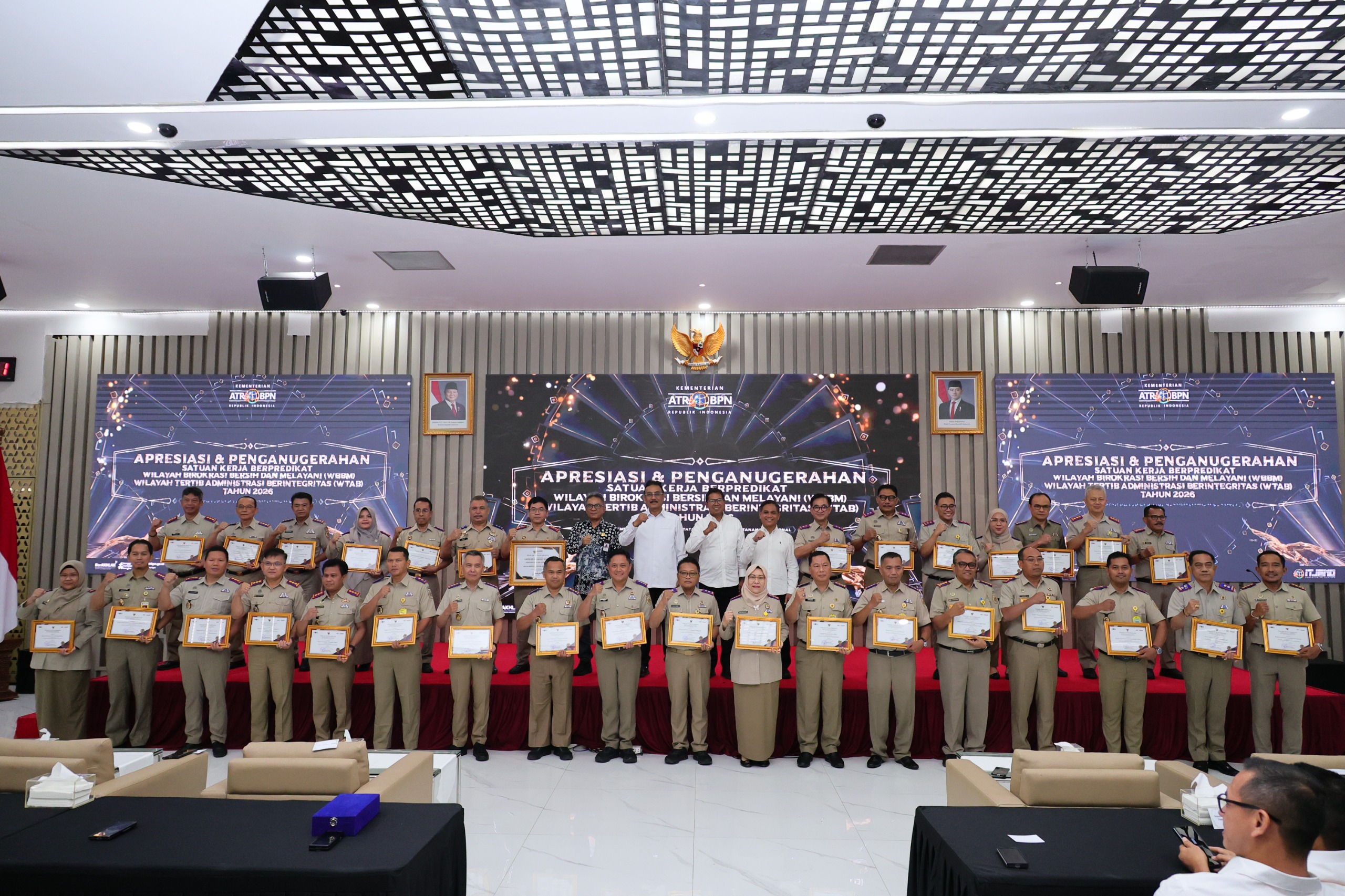 ATR/BPN Beri Penghargaan WBBM dan WTAB 2026, Bukti Komitmen Perbaiki Layanan Publik