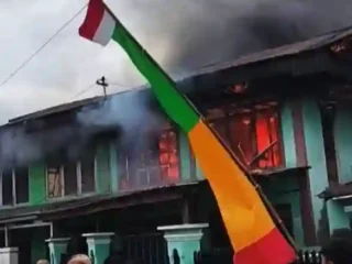 3 Rumah Semi Permanen di Semurup Kerinci Hangus Terbakar