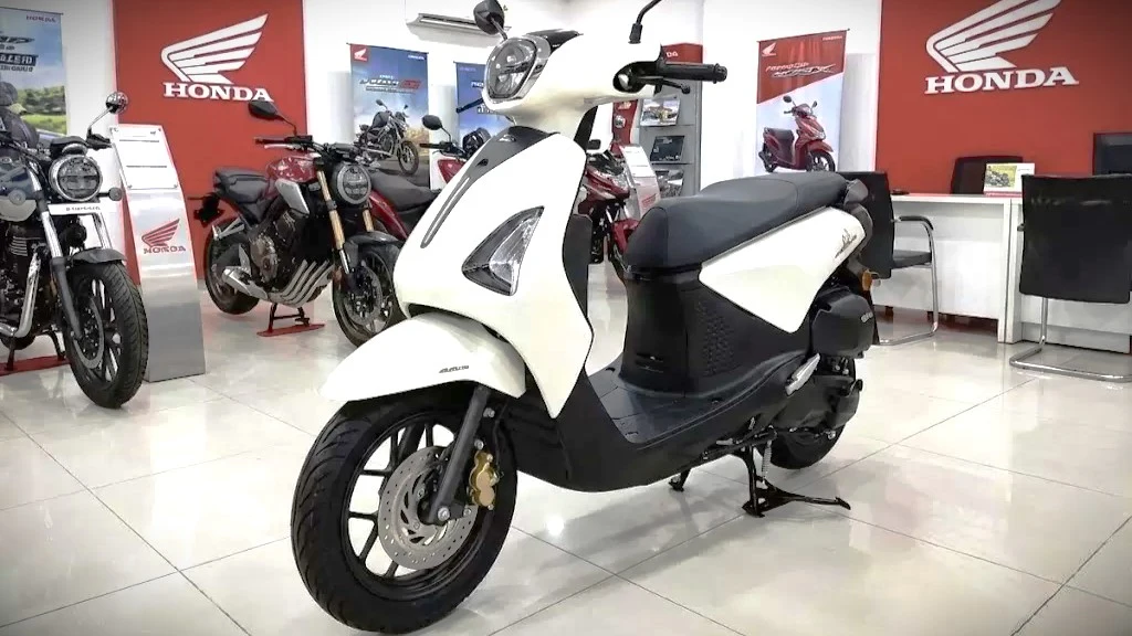 Honda BeAT Connected 125 Resmi Hadir, Mesin Lebih Bertenaga dan Fitur Smart