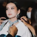 Dea Imut Tunda Nikah Demi Biayai Pendidikan Keluarga