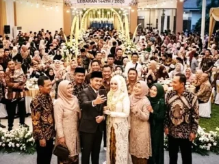 Musim Nikah Usai Lebaran: Kenapa Undangan Pernikahan Mendadak Banyak?