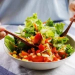 Bolehkah Nonton Mukbang Saat Puasa? Ini Penjelasan Hukumnya