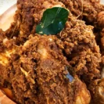 Cara Aman Menyimpan dan Menghangatkan Rendang saat Lebaran