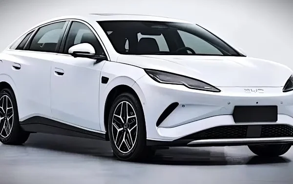 BYD Seal 08 Meluncur: Sedan Listrik Premium, Cas 5 Menit Bisa 400 Km