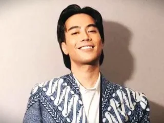 Profil Lengkap Vidi Aldiano: Biodata, Karier Musik, dan Perjuangan Melawan Kanker
