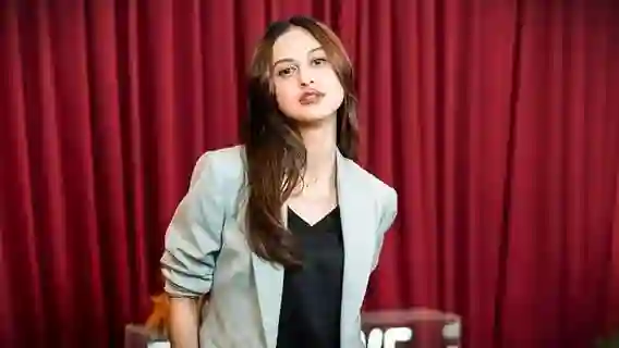 Tak Tahan Kakek Terluka, Asila Maisa Tegas Lawan Fitnah Netizen