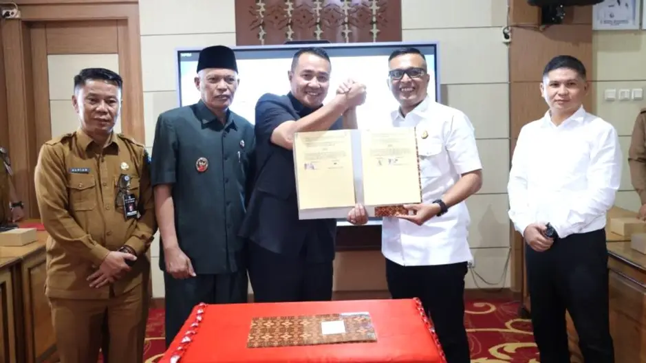 Wali Kota Alfin Teken MoU Dengan Kejari Sungai Penuh