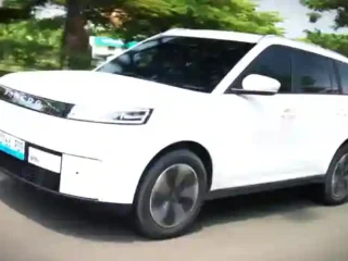 Mobil Listrik vs Hybrid: Mana Lebih Hemat untuk Harian?